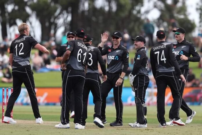 Glenn Phillips hits record ton as New Zealand clinch series